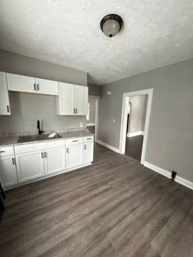 Main picture of 4252 E 124th St