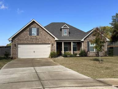 Main picture of 120 James Parcus Cir