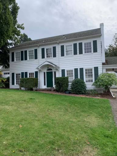 Main picture of 1333 SE Overlook Ave