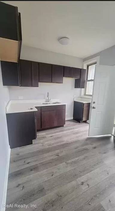 Main picture of 9036 S Bishop St