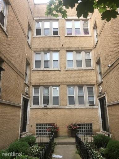 Main picture of 4433 W Fullerton Ave
