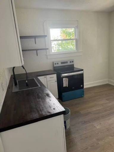 Main picture of 39 N Denny St