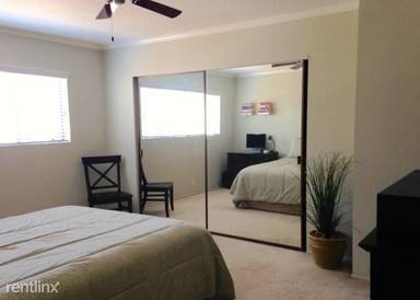 Main picture of 235 E Ponce de Leon Ave