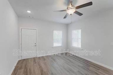 Main picture of 2034 Lotus Dr