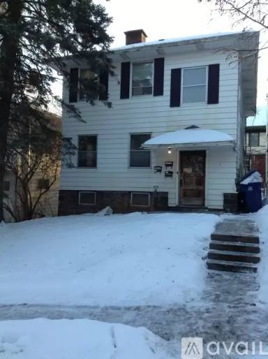 Main picture of 321 N 20th Ave E