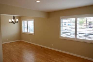 Main picture of 13922 Hawthorne Way