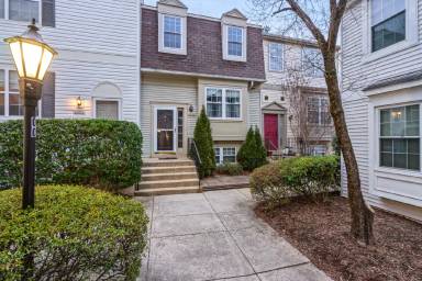 Main picture of 5950 Annaberg Pl