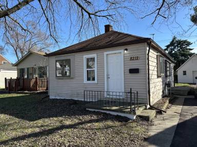 Main picture of 8212 Continental Ave