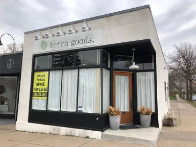 Main picture of 5257 Chicago Ave