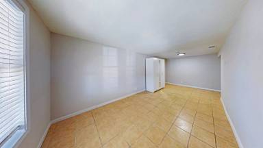 Main picture of 6632 Hughes Dr