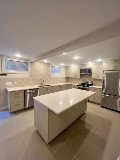 Main picture of 18 Galer St