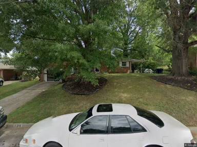 Main picture of 139 Wildhurst Ln
