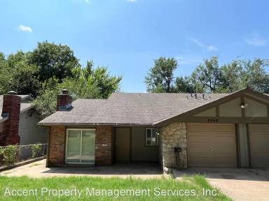Main picture of 5548 S Lewis Ct