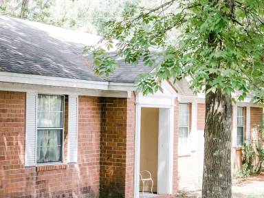 Main picture of 1022 Poplar Ct