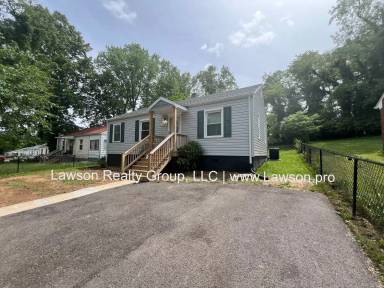 Main picture of 2948 Glenrose Ave NW