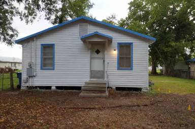 Main picture of 1610 W Blanchard St