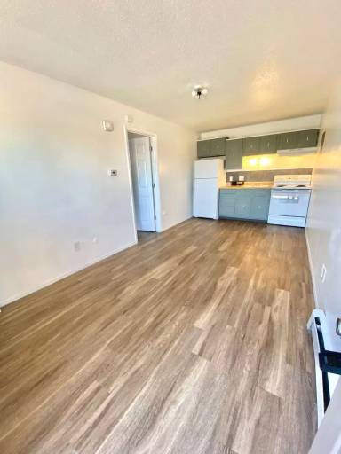 Main picture of 2905 Glen Dale Dr