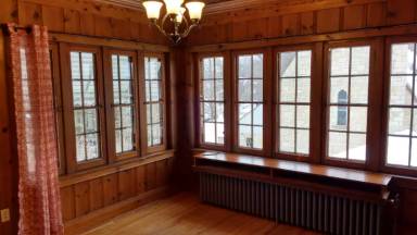 Main picture of 300 2nd Ave NW