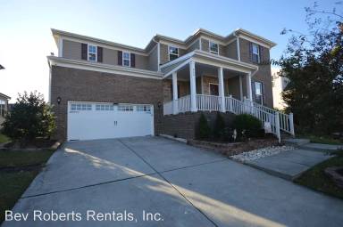 Main picture of 848 Cozy Oak Ave