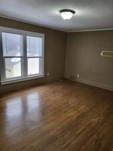 Main picture of 322 McCabe St