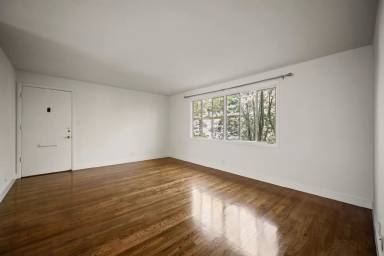 Main picture of 156 San Vicente Blvd