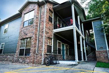 Main picture of 1311 W Mount Comfort Rd