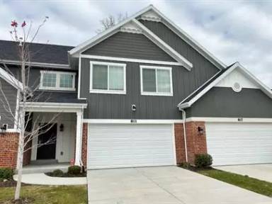Main picture of 811 E Rose Cottage Way
