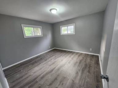 Main picture of 5061 N 48th St