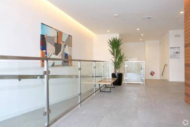 Main picture of 2353 Lombard St - 201