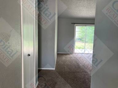 Main picture of 10216 Isaac Dr