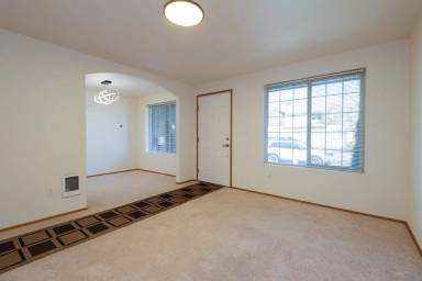 Main picture of 2732 Hidden Springs Loop SE
