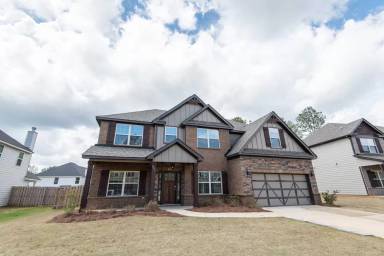 Main picture of 835 W Richland Cir
