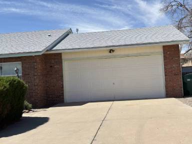 Main picture of 755 Amethyst Dr NE