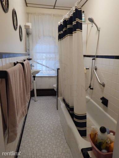 Main picture of 26 Bristol St