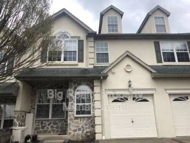 Main picture of 141 Meadow View Ln