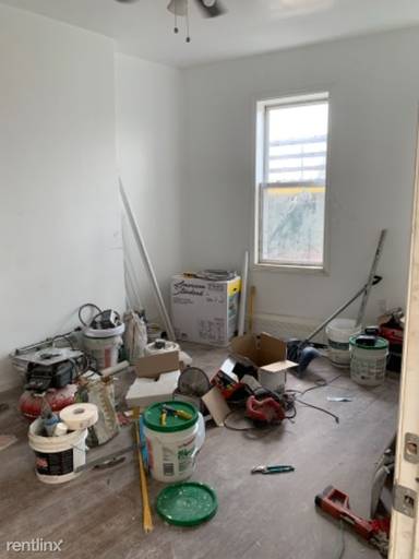 Main picture of 11523 Jamaica Ave