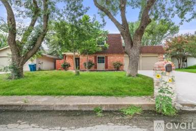 Main picture of 4818 Bill Anders Dr