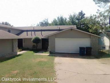 Main picture of 6146 S Lakewood Ave