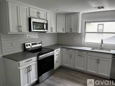 Main picture of 51 Hobby St