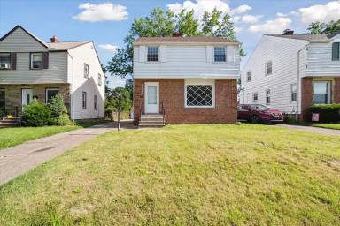 Main picture of 13511 Thraves Ave