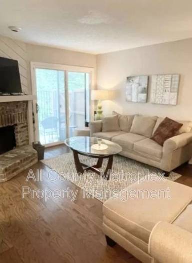 Main picture of 891 Dublin Dr