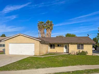 Main picture of 7704 Lantana Dr
