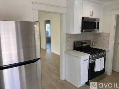 Main picture of 4416 Victoria Ave