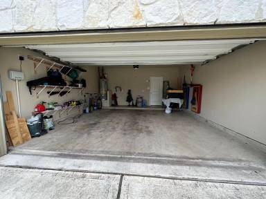 Main picture of 9018 Bowring Park
