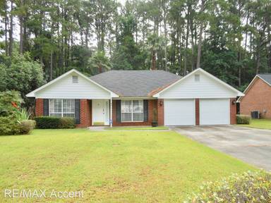 Main picture of 44 Parkside Dr