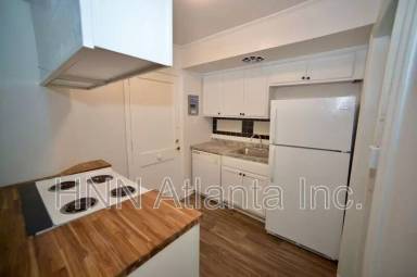 Main picture of 1349 Briarwood Dr NE