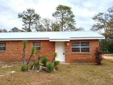 Main picture of 701 Langley Dr