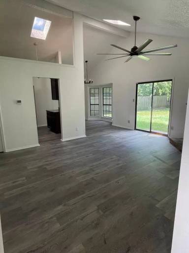 Main picture of 2513 Freedom Ln