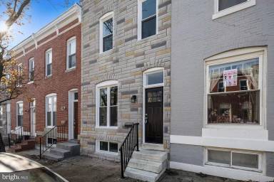 Main picture of 2640 Hampden Ave