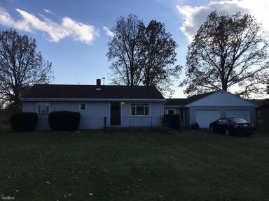 Main picture of 1415 Boughtonville Rd